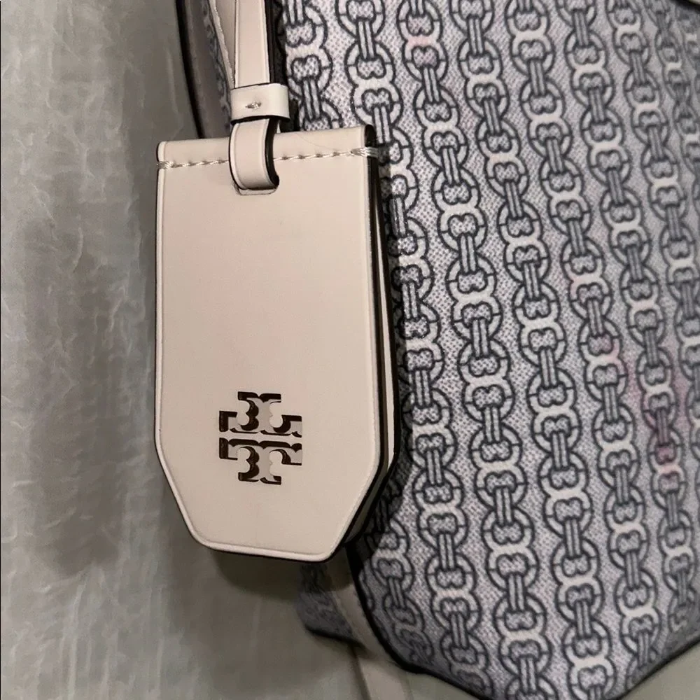 Tory Burch side offers pic